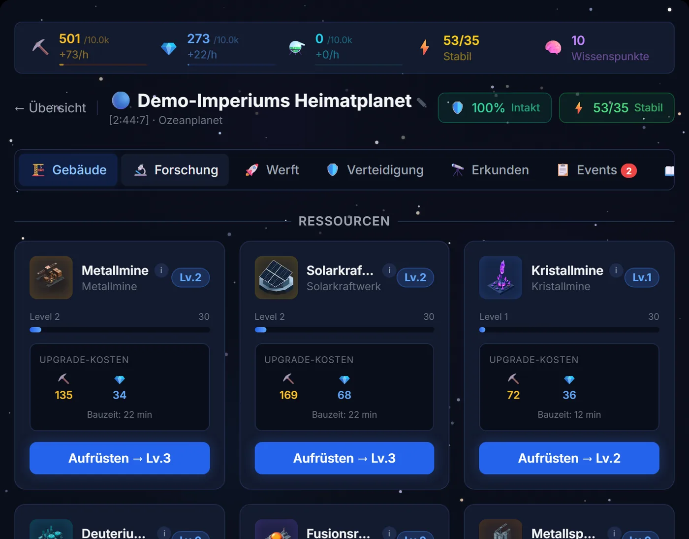 GalaxyLearn: Heimatplanet nach den ersten Ausbauten über Bau-Quizfragen — Metallmine und Solarkraftwerk Stufe 2, Kristallmine Stufe 1, Energie im Plus, oben Rohstoffe und Wissenspunkte